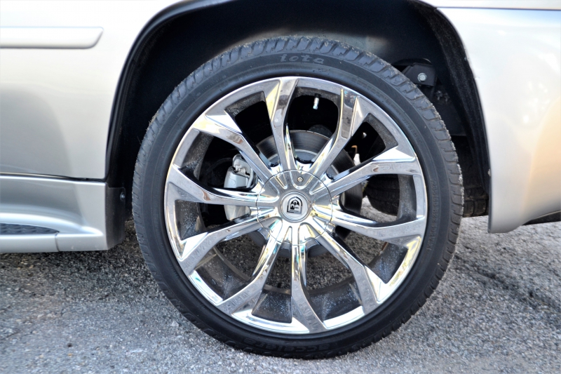 concession-auto-ROCBARON-min_used-2828430